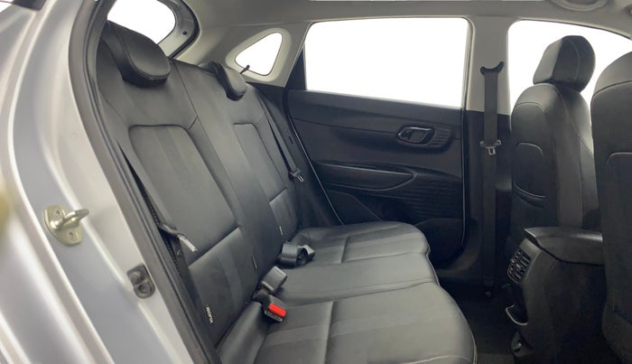 2021 Hyundai NEW I20 SPORTZ 1.0T GDI IMT, Petrol, Manual, 23,365 km, Right Side Rear Door Cabin