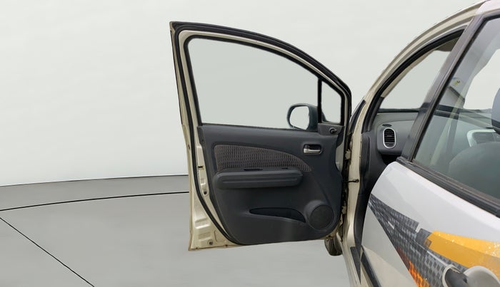 2014 Maruti Ritz VXI, CNG, Manual, 69,882 km, LHS Front Door