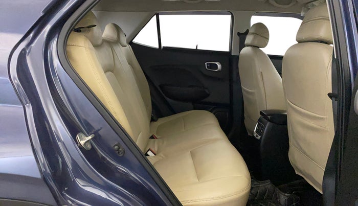 2021 Hyundai VENUE S 1.2, Petrol, Manual, 31,948 km, Right Side Rear Door Cabin