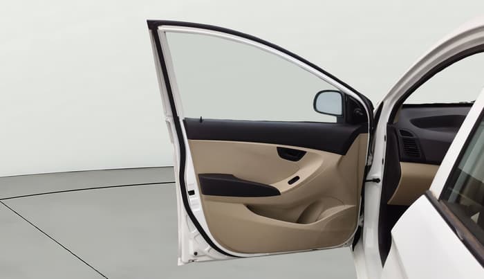 2018 Hyundai Eon MAGNA +, Petrol, Manual, 25,858 km, LHS Front Door