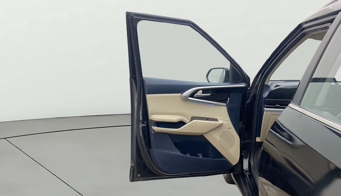 2022 KIA CARENS LUXURY PLUS 1.5 DIESEL AT 7 STR, Diesel, Automatic, 94,740 km, LHS Front Door