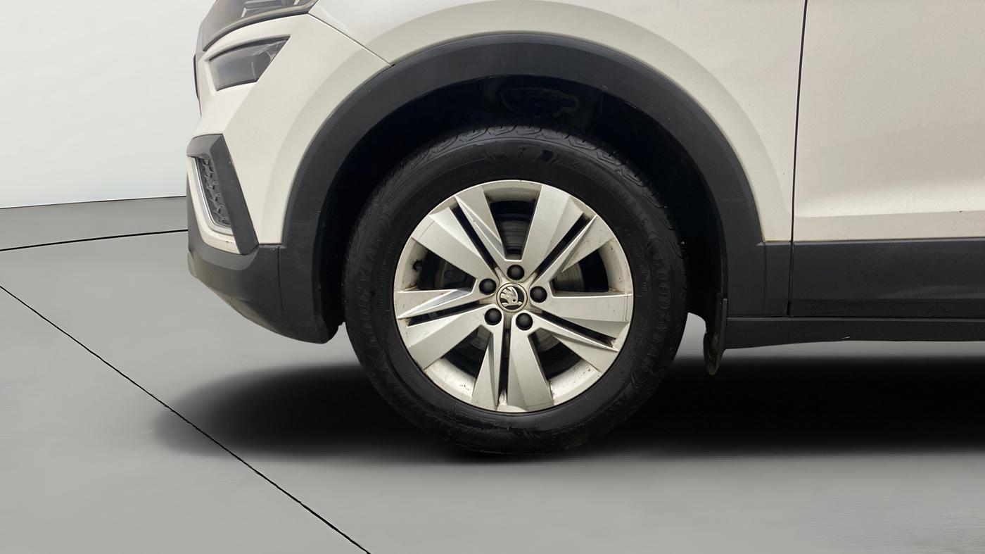 2022 Skoda KUSHAQ AMBITION CLASSIC 1.0L TSI MT, Petrol, Manual, 97,794 km, Left Front Wheel