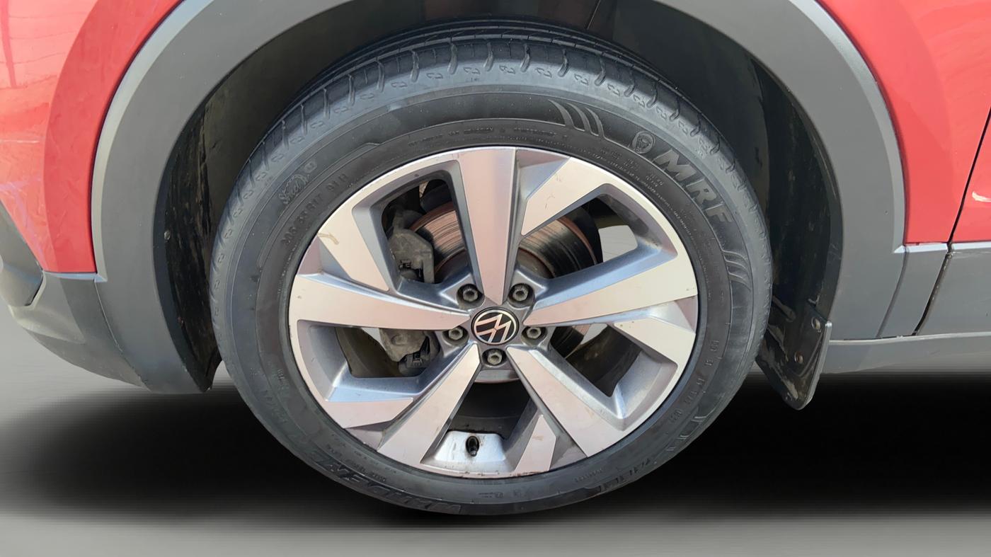2021 Volkswagen TAIGUN TOPLINE 1.0 TSI MT, Petrol, Manual, 1,02,490 km, Left Front Wheel
