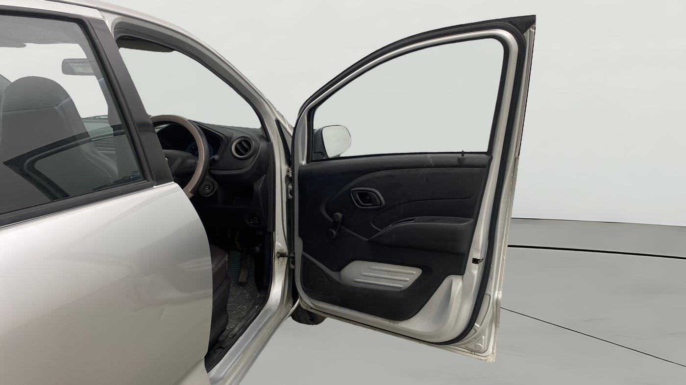 2019 Datsun Redi Go A, Petrol, Manual, 26,401 km, RHS Front Door