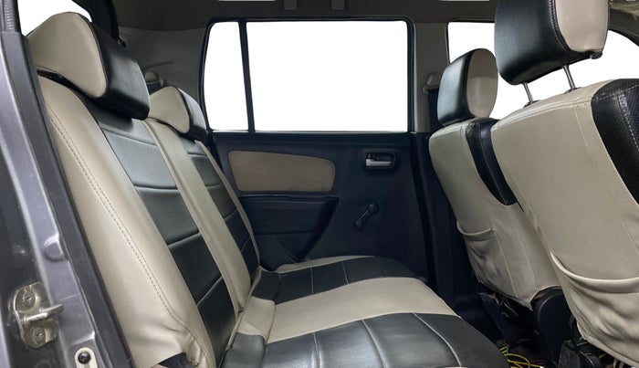 2017 Maruti Wagon R 1.0 LXI, Petrol, Manual, 65,328 km, Right Side Rear Door Cabin