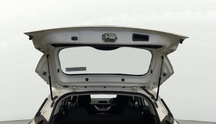 2020 Tata NEXON XM PETROL, Petrol, Manual, 27,363 km, Boot Door Open