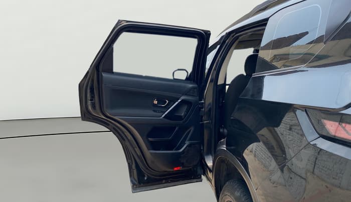 2022 Tata Safari XT PLUS, Diesel, Manual, 77,215 km, LHS Rear Door