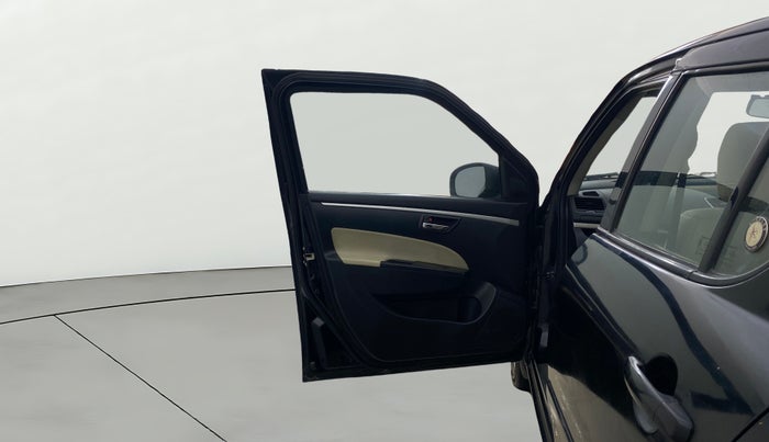 2013 Maruti Swift ZXI, Petrol, Manual, 1,49,909 km, LHS Front Door