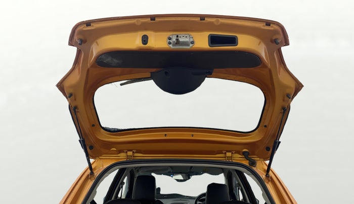 2016 Tata Tiago XZ PETROL, Petrol, Manual, 64,967 km, Boot Door Open