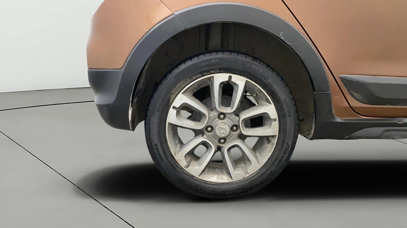 2016 Hyundai i20 Active 1.2 S, Petrol, Manual, 41,437 km, Right Rear Wheel