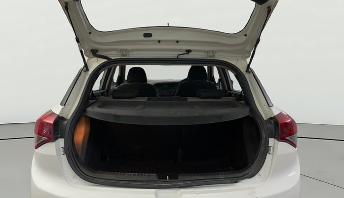 2015 Hyundai Elite i20 ASTA 1.2 (O), Petrol, Manual, 76,959 km, Boot Open Zoomed View