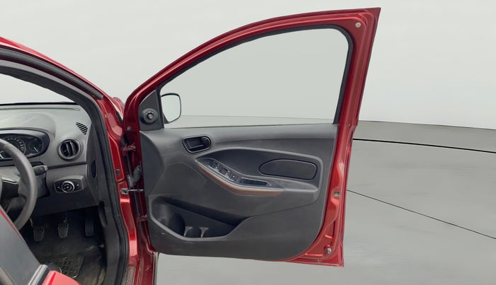 2020 Ford FREESTYLE TITANIUM 1.5 DIESEL, Diesel, Manual, 61,185 km, RHS Front Door