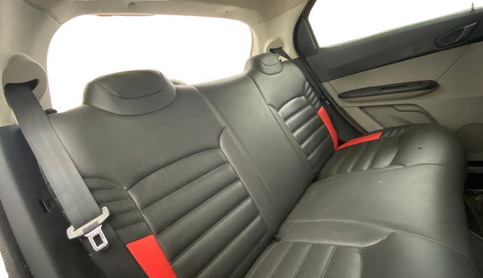 2017 Tata Tiago XT PETROL, Petrol, Manual, 60,025 km, Right Side Rear Door Cabin