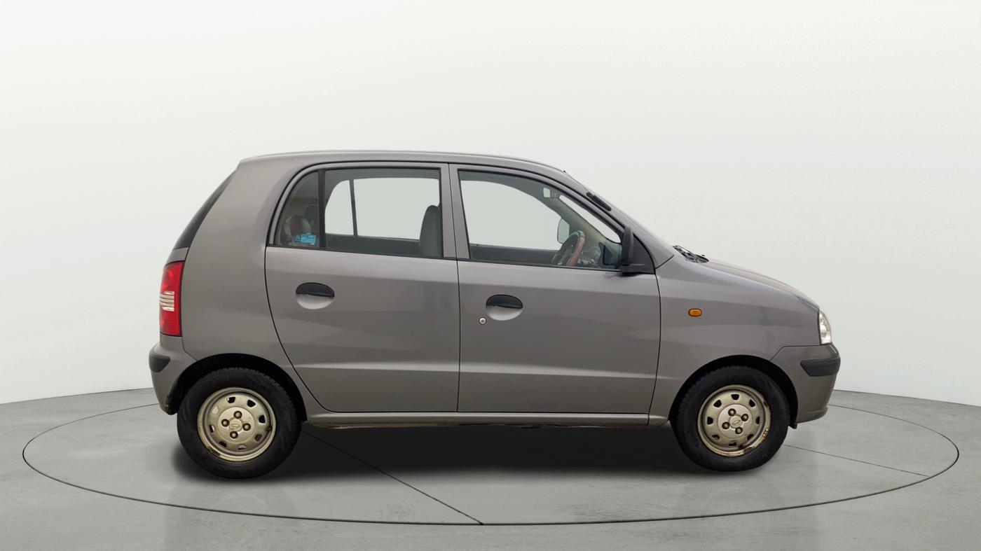 2012 Hyundai Santro Xing GL PLUS, Petrol, Manual, 66,990 km, Right Side View