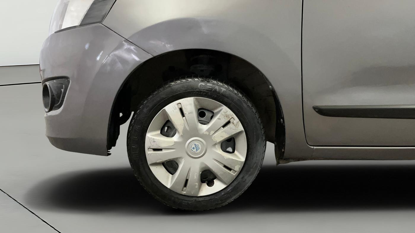 2015 Maruti Wagon R 1.0 VXI, Petrol, Manual, 79,070 km, Left Front Wheel