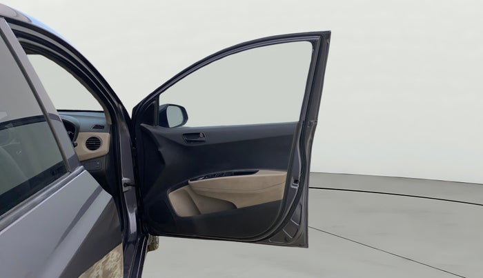 2018 Hyundai Grand i10 MAGNA 1.2 KAPPA VTVT, CNG, Manual, 85,644 km, RHS Front Door