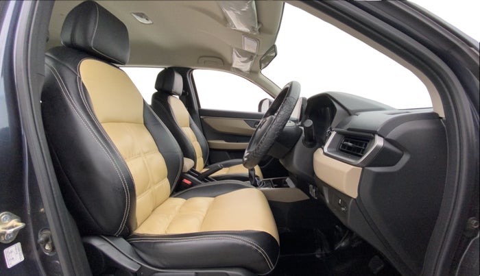 2024 Honda ELEVATE V MT, Petrol, Manual, 8,928 km, Right Side Front Door Cabin