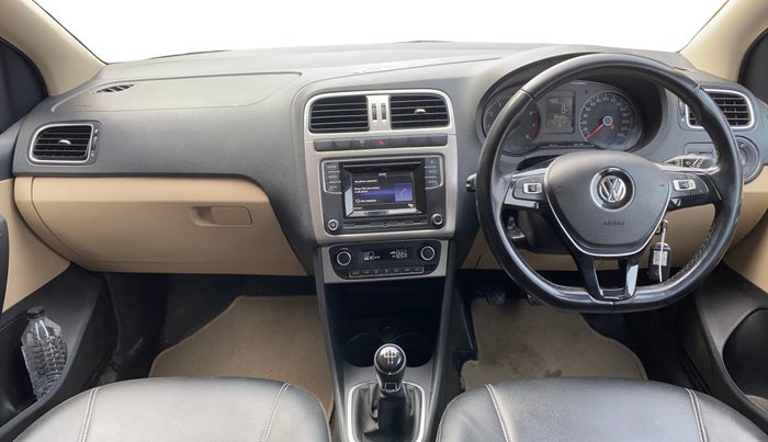 2017 Volkswagen Polo HIGHLINE1.2L, Petrol, Manual, 39,478 km, Dashboard