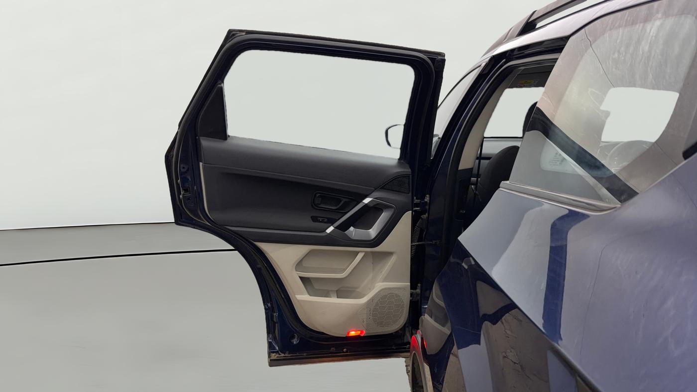2022 Tata Safari XMA, Diesel, Automatic, 48,384 km, LHS Rear Door