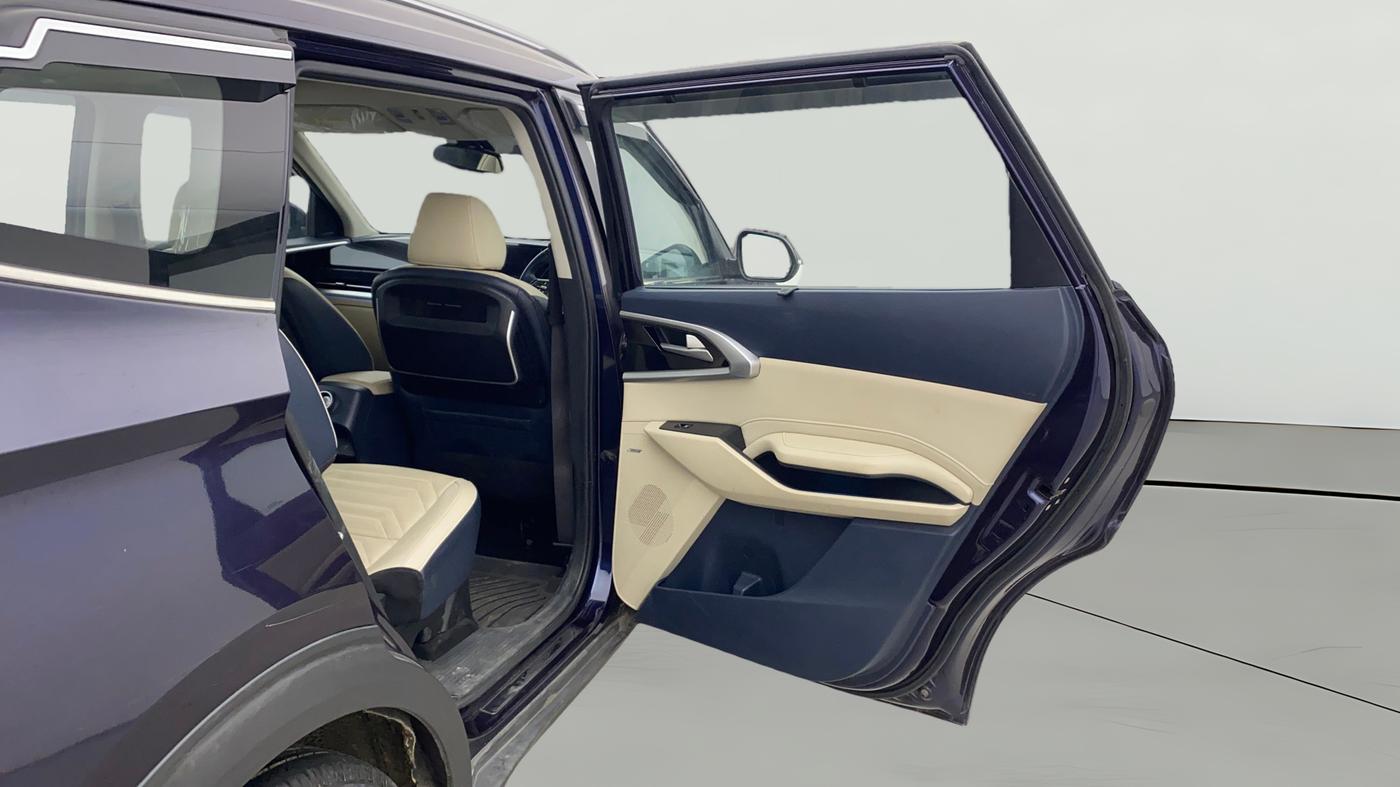 2022 KIA CARENS LUXURY PLUS 1.5 DIESEL AT 6 STR, Diesel, Automatic, 84,964 km, RHS Rear Door