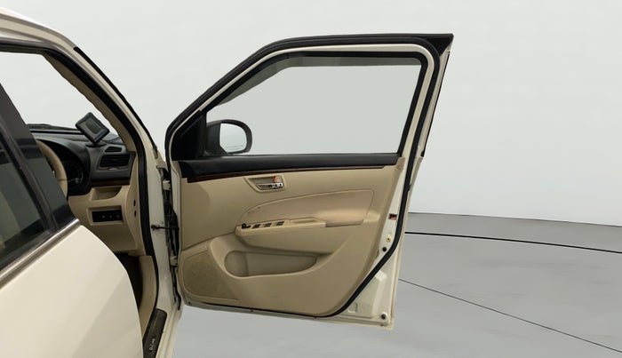 2015 Maruti Swift Dzire VXI, Petrol, Manual, 70,934 km, RHS Front Door