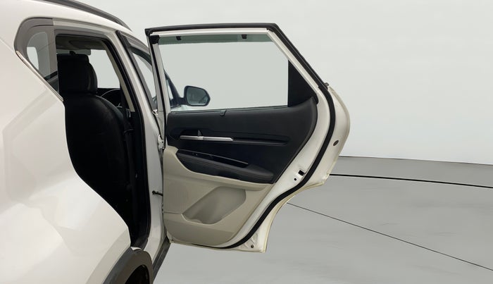 2022 KIA SONET HTX 1.0 IMT, Petrol, Manual, 35,032 km, RHS Rear Door