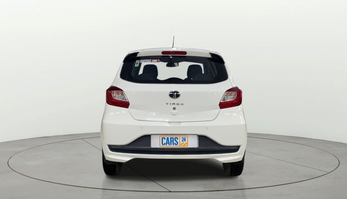 2024 Tata Tiago XT (O) PETROL, Petrol, Manual, 12,112 km, Back/Rear