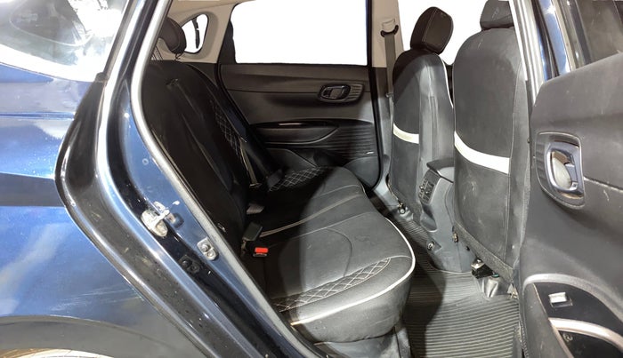 2023 Hyundai NEW I20 ASTA (O) 1.2 AT, Petrol, Automatic, 35,729 km, Right Side Rear Door Cabin