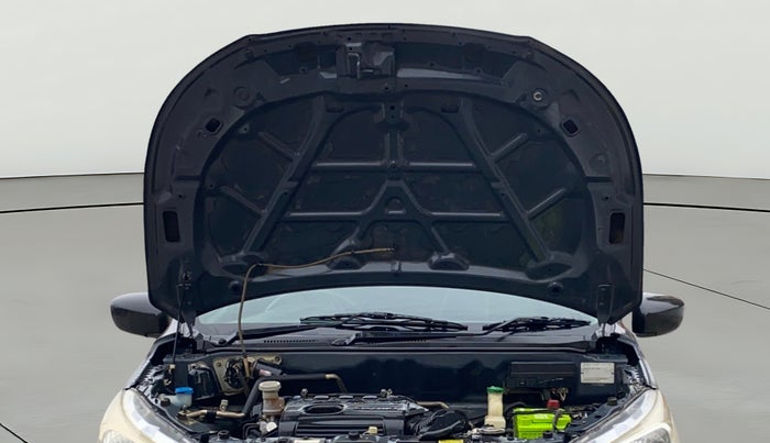 2018 Maruti Alto K10 VXI, Petrol, Manual, 75,260 km, Open Bonet