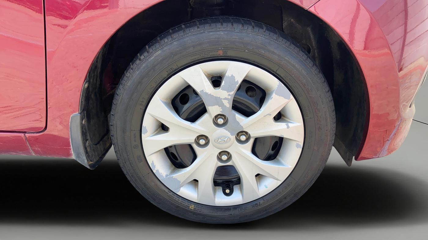 2015 Hyundai Grand i10 MAGNA 1.2 KAPPA VTVT, Petrol, Manual, 69,824 km, Right Front Wheel