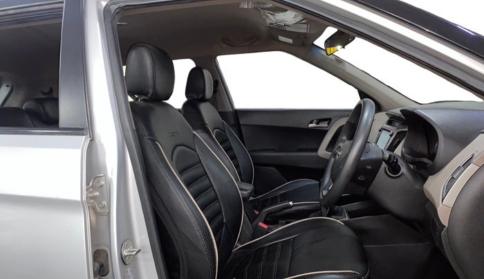 2016 Hyundai Creta SX PLUS 1.6 PETROL, Petrol, Manual, 60,320 km, Right Side Front Door Cabin