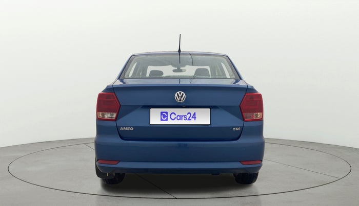 2016 Volkswagen Ameo HIGHLINE1.5L, Diesel, Manual, 1,02,971 km, Back/Rear