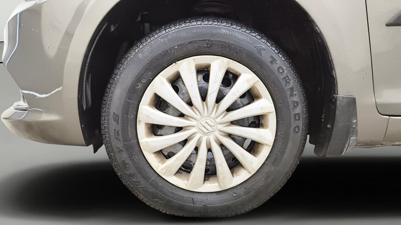 2016 Maruti Swift Dzire VXI, Petrol, Manual, 33,263 km, Left Front Wheel