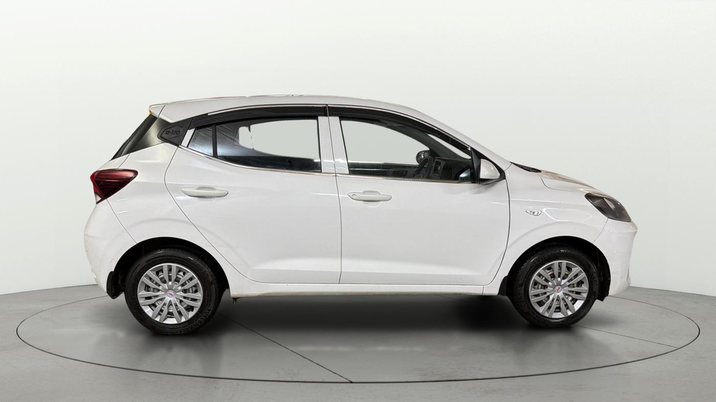 2024 Hyundai GRAND I10 NIOS ERA 1.2 KAPPA VTVT, Petrol, Manual, 16,568 km, Right Side View