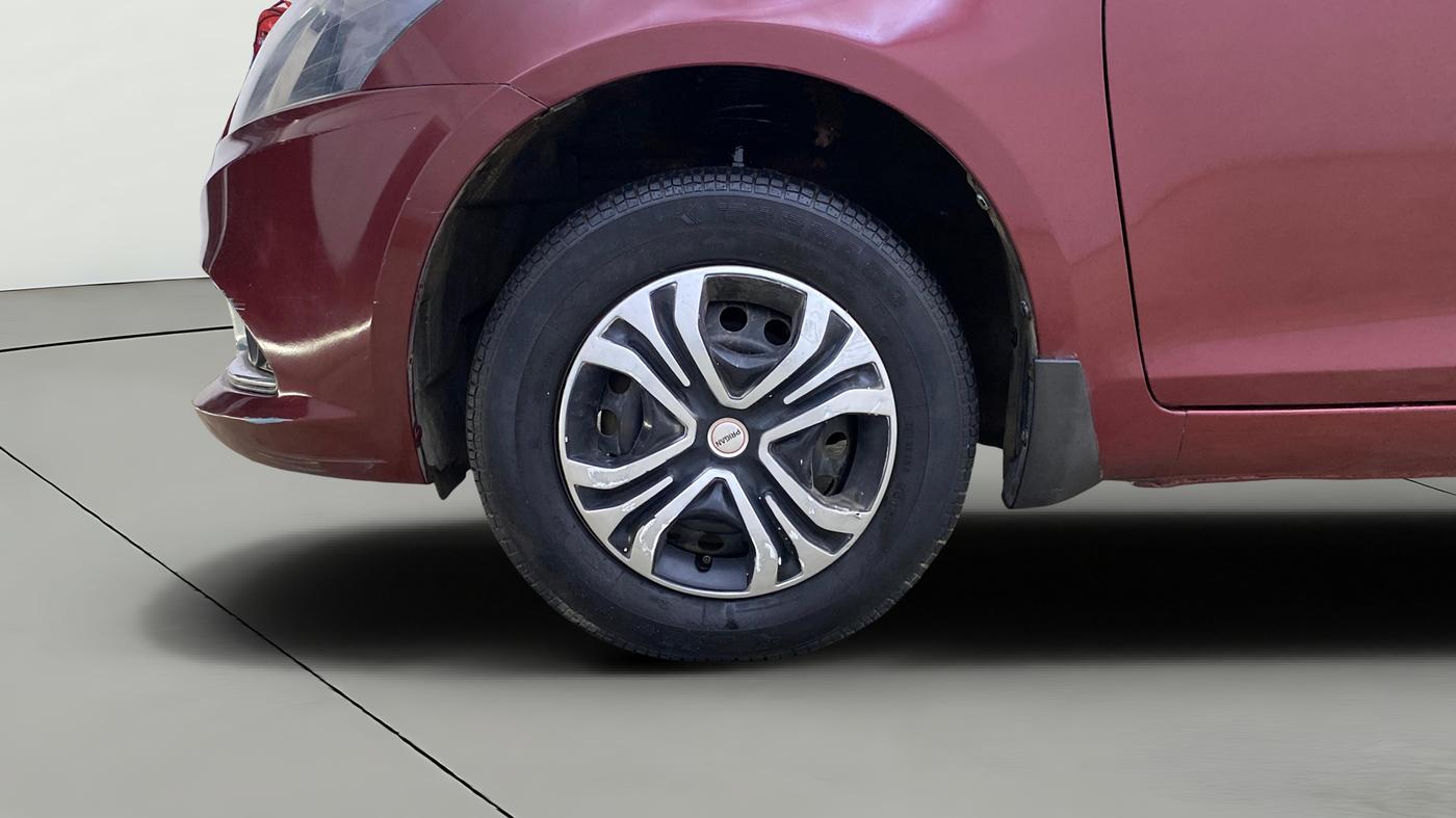 2015 Maruti Swift Dzire VXI, Petrol, Manual, 37,153 km, Left Front Wheel