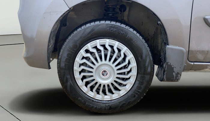 2017 Maruti Alto 800 LXI, CNG, Manual, 86,979 km, Left Front Wheel
