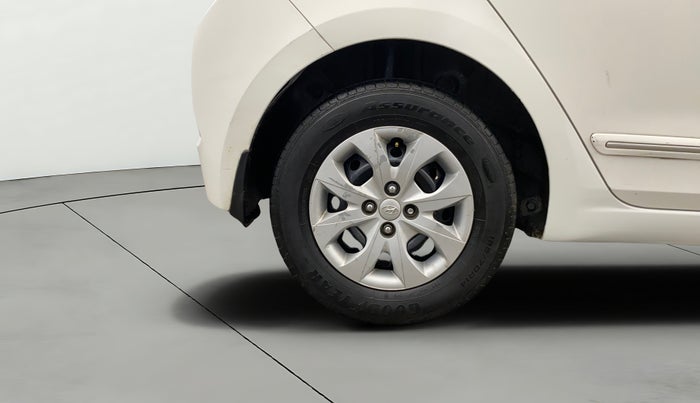 2016 Hyundai Elite i20 MAGNA 1.2, CNG, Manual, 87,283 km, Right Rear Wheel