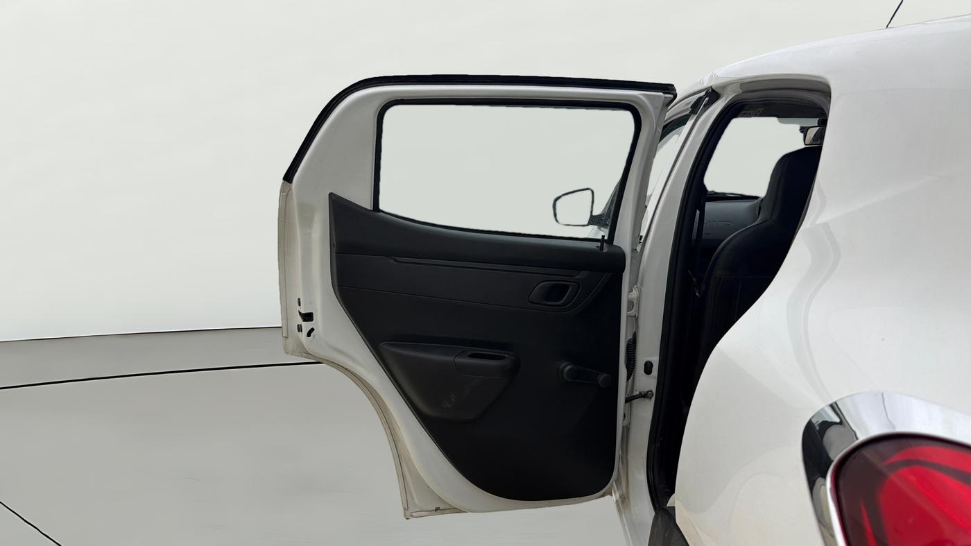 2025 Renault Kwid RXL 1.0 (O), CNG, Manual, 27,203 km, LHS Rear Door