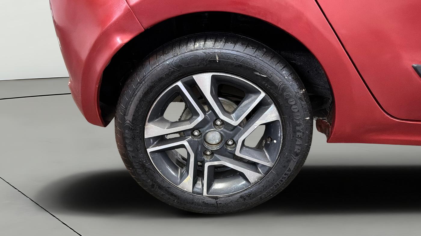 2019 Tata Tiago XZ PLUS PETROL, Petrol, Manual, 87,296 km, Right Rear Wheel