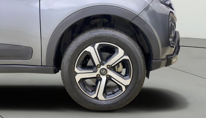 2021 Tata NEXON XZA PLUS PETROL, Petrol, Automatic, 14,617 km, Right Front Wheel