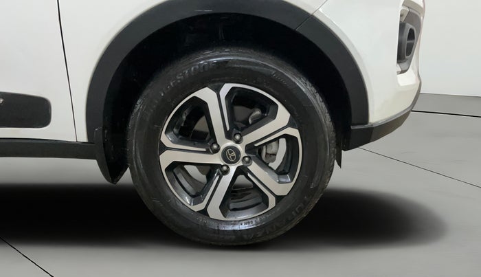 2021 Tata NEXON XZ PLUS PETROL, Petrol, Manual, 29,060 km, Right Front Wheel