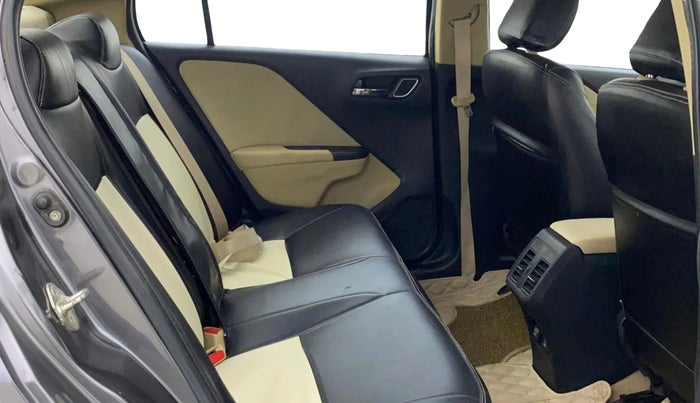 2018 Honda City 1.5L I-VTEC V MT, Petrol, Manual, 53,221 km, Right Side Rear Door Cabin