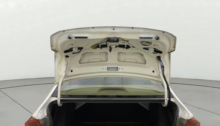 2015 Honda City 1.5L I-VTEC V MT, Petrol, Manual, 43,478 km, Boot Door Open