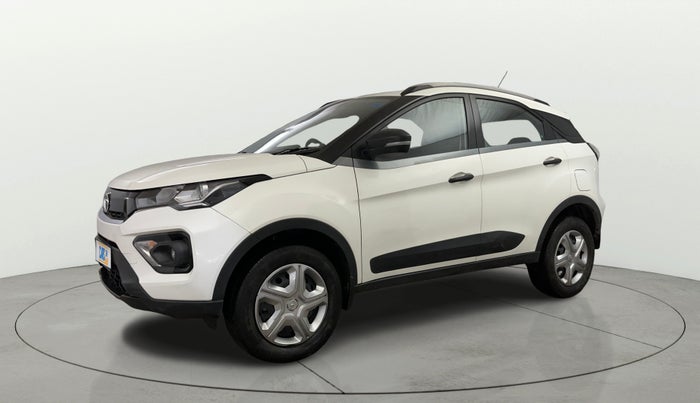 2020 Tata NEXON XMA SUNROOF PETROL, Petrol, Automatic, 50,026 km, Left Front Diagonal