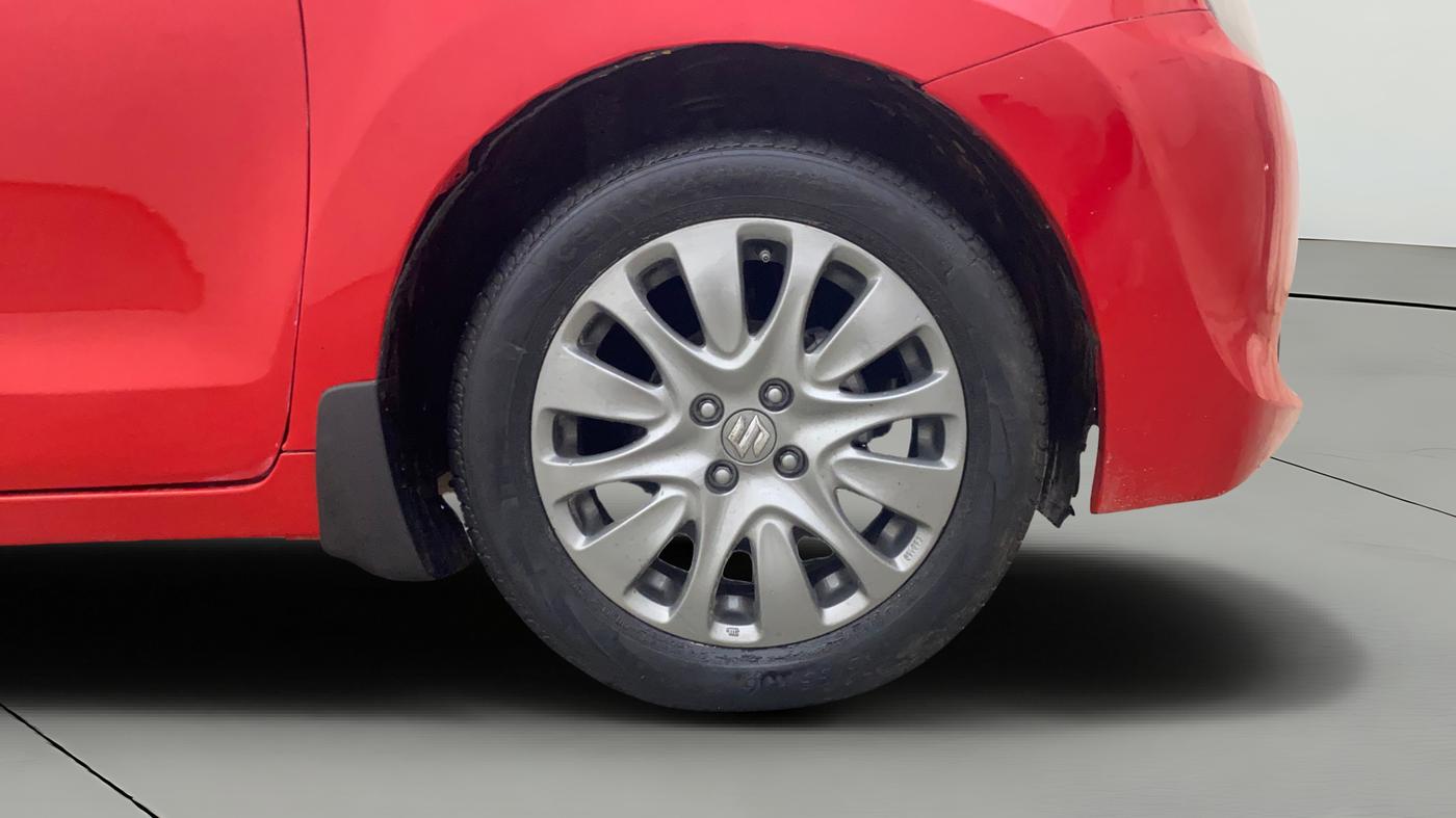 2016 Maruti Baleno ALPHA DIESEL 1.3, Diesel, Manual, 91,114 km, Right Front Wheel