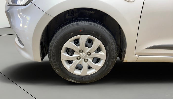 2016 Hyundai Elite i20 MAGNA 1.2, Petrol, Manual, 36,190 km, Left Front Wheel