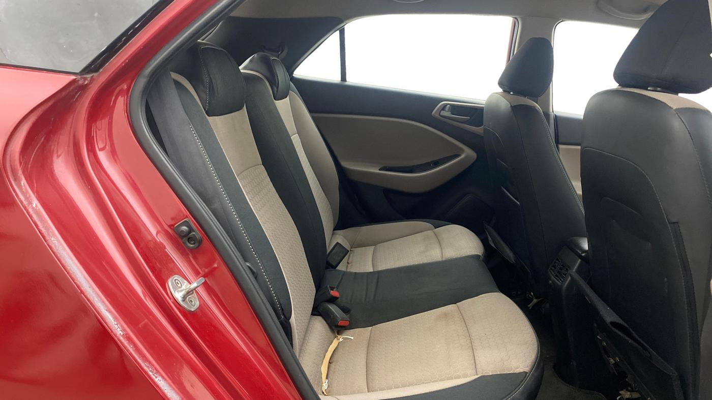 2016 Hyundai Elite i20 SPORTZ 1.2, Petrol, Manual, 1,49,207 km, Right Side Rear Door Cabin