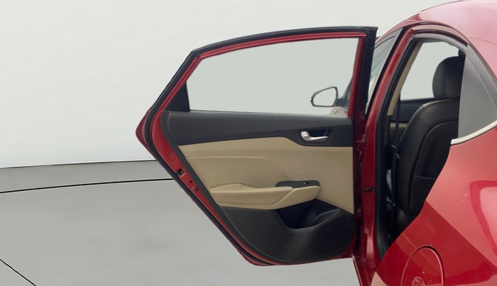 2017 Hyundai Verna 1.6 VTVT SX O, Petrol, Manual, 74,309 km, LHS Rear Door