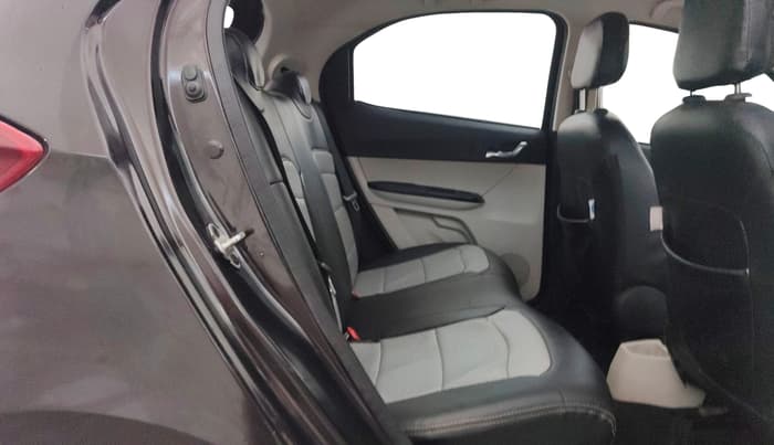 2022 Tata TIGOR XZ PLUS CNG, CNG, Manual, 74,369 km, Right Side Rear Door Cabin