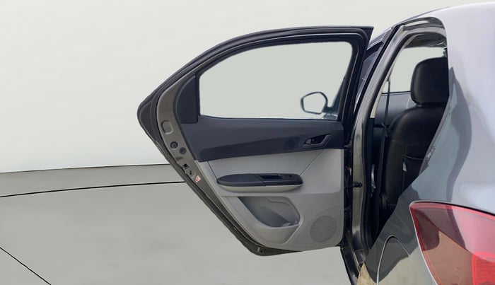 2022 Tata Tiago XM CNG, CNG, Manual, 64,338 km, LHS Rear Door